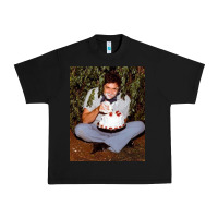 Black johnny cash eating cake in a bush Urban Heavy Tee - linhVisuals