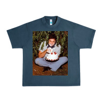 Midnight Navy johnny cash eating cake in a bush Urban Heavy Tee - linhVisuals
