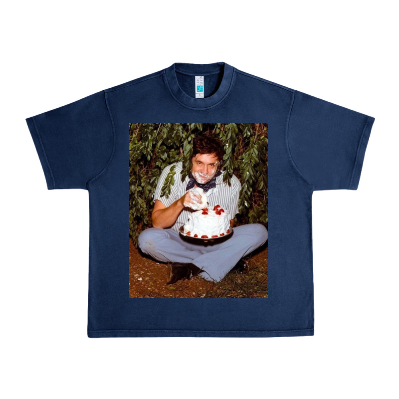 Johnny Cash Eating Cake In A Bush Urban Heavy Tee by linhVisuals | Teevron