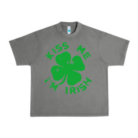Tornado kiss me im irish funny saint patrick day womens Urban Heavy Tee - linhVisuals
