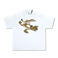 White cayote Urban Heavy Tee - linhVisuals