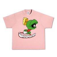 Salmon marvin the martian Urban Heavy Tee - linhVisuals