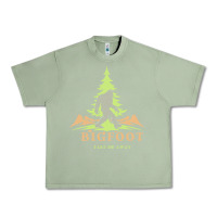 Oil Green bigfoot t  shirt bigfoot take me away t  shirt Urban Heavy Tee - linhVisuals
