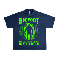 Navy bigfoot believer t  shirt bigfoot doesnt believe in you either t  shir Urban Heavy Tee - linhVisuals