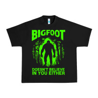Black bigfoot believer t  shirt bigfoot doesnt believe in you either t  shir Urban Heavy Tee - linhVisuals