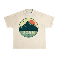 Sandshell utah retro mountain badge Urban Heavy Tee - linhVisuals