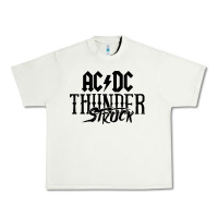 Pistachio thunderstruck Urban Heavy Tee - linhVisuals