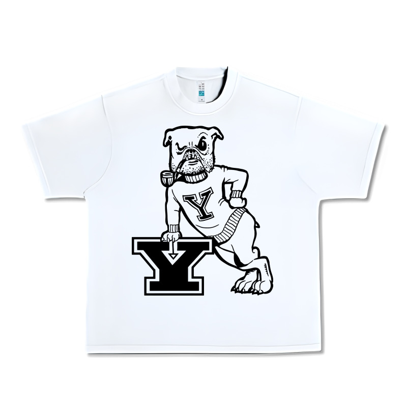 Yale Vintage Urban Heavy Tee by linhVisuals | Teevron