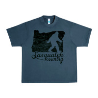 Midnight Navy sasquatch country   sasquatch Urban Heavy Tee - linhVisuals