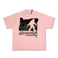 Salmon sasquatch country   sasquatch Urban Heavy Tee - linhVisuals