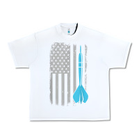 White throwing darts   vintage usa american flag for dart players t shirt Urban Heavy Tee - linhVisuals
