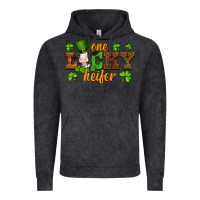 Vintage Black st patricks one lucky heifer baby cow Vintage Hoodie - Artiststas