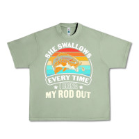Oil Green she swallows every time i bring my rod t  shirt she swallows every tim Urban Heavy Tee - linhVisuals