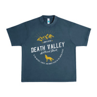Midnight Navy death valley national park hiker hiking nevada cool Urban Heavy Tee - linhVisuals