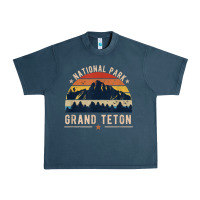 Midnight Navy national park grand teton vintage retro hiking Urban Heavy Tee - linhVisuals
