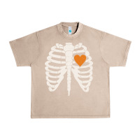 French Oak skeleton rib case orange pumpkin heart vintage halloween anatomy costu Urban Heavy Tee - linhVisuals