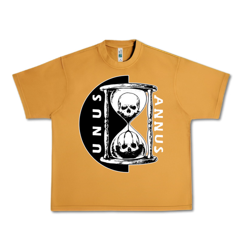 Unus Annus Urban Heavy Tee by linhVisuals | Teevron