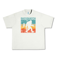 Pistachio bassquatch! funny bigfoot fishing outdoor retro Urban Heavy Tee - linhVisuals