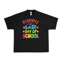 Black happy last day of school teacher boys girls school last day Urban Heavy Tee - linhVisuals