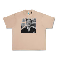 Burro swans reflecting elephants 1937 by salvador dali 83665573 Urban Heavy Tee - linhVisuals