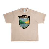 French Oak codorus state park pennsylvania badge vintage Urban Heavy Tee - linhVisuals