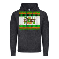 Vintage Black st patricks one lucky heifer Vintage Hoodie - Artiststas