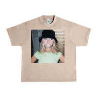 French Oak Rosinkranz Looks So Good Claire Urban Heavy Tee - linhVisuals