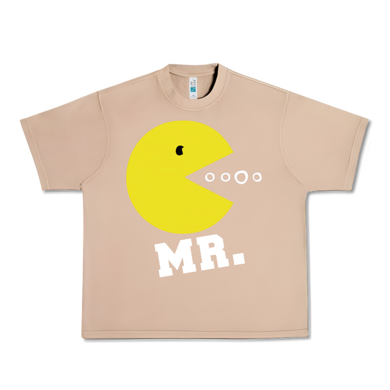 Mr Pacman Urban Heavy Tee by linhVisuals | Teevron