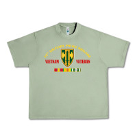 Oil Green 18th military police brigade vietnam veteran veterans day Urban Heavy Tee - linhVisuals