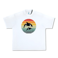 White orca family vintage retro art, killer whale family Urban Heavy Tee - linhVisuals