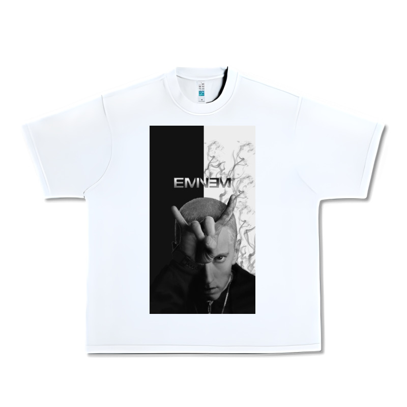 Emine Urban Heavy Tee by linhVisuals | Teevron