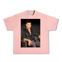 Salmon who is ricky martin playing in ameri Urban Heavy Tee - linhVisuals
