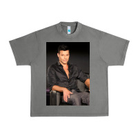Tornado who is ricky martin playing in ameri Urban Heavy Tee - linhVisuals