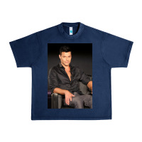 Navy who is ricky martin playing in ameri Urban Heavy Tee - linhVisuals