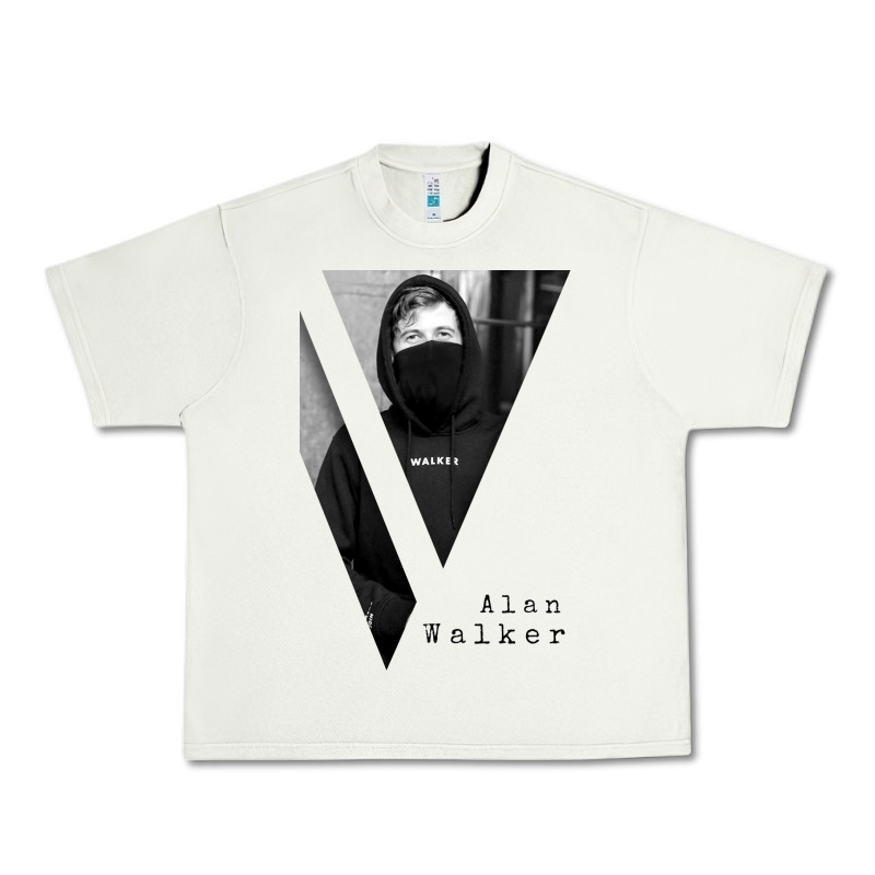 Copy Urban Heavy Tee by linhVisuals | Teevron