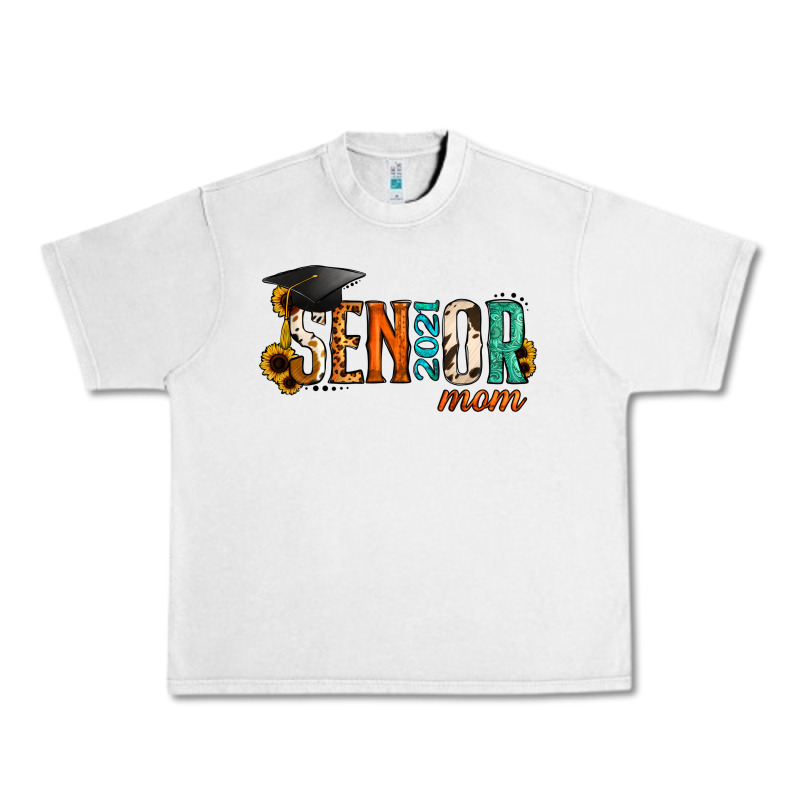 Mom Of A Senior 2021 Urban Heavy Tee by Jasminsmagicworld | Teevron