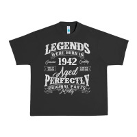Pigment Black legends were born in 1942 year of birth birthday t shirt Urban Heavy Tee - linhVisuals