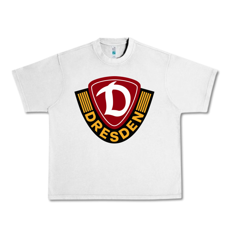 The Dynamo Dresden Urban Heavy Tee by linhVisuals | Teevron