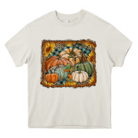 Cream pumpkins with sunflowers Heavy Core Tee - RanaPortraitStore