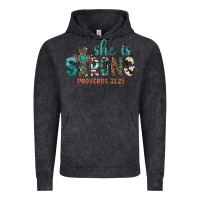 Vintage Black she is strong Vintage Hoodie - Artiststas