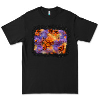 Black halloween pumpkin and leopard background Premium Tee - BundleAndBundleShop