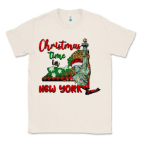 Natural christmas time in new york Classic Tee - BarkalooDesign