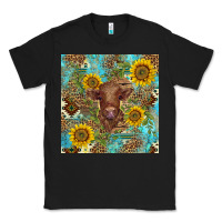 Black western highland cow Classic Tee - BarkalooDesign