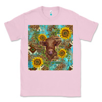 Bubblegum Pink western highland cow Classic Tee - BarkalooDesign