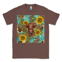 Chestnut western highland cow Classic Tee - BarkalooDesign