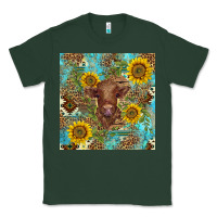Sports Green western highland cow Classic Tee - BarkalooDesign