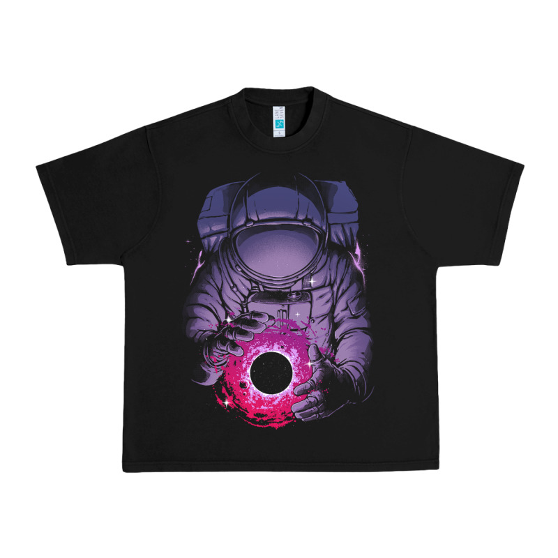 Astronaut Deep Space Urban Heavy Tee by maiPhamDesign | Teevron