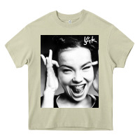 Mossy my name is bjork [tw] Heavy Core Tee - ArtMosaic