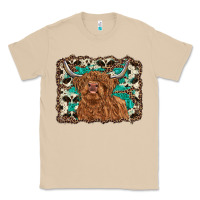 Mushroom highland cow western background Classic Tee - RanaPortraitStore