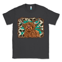 Smoke highland cow western background Classic Tee - RanaPortraitStore